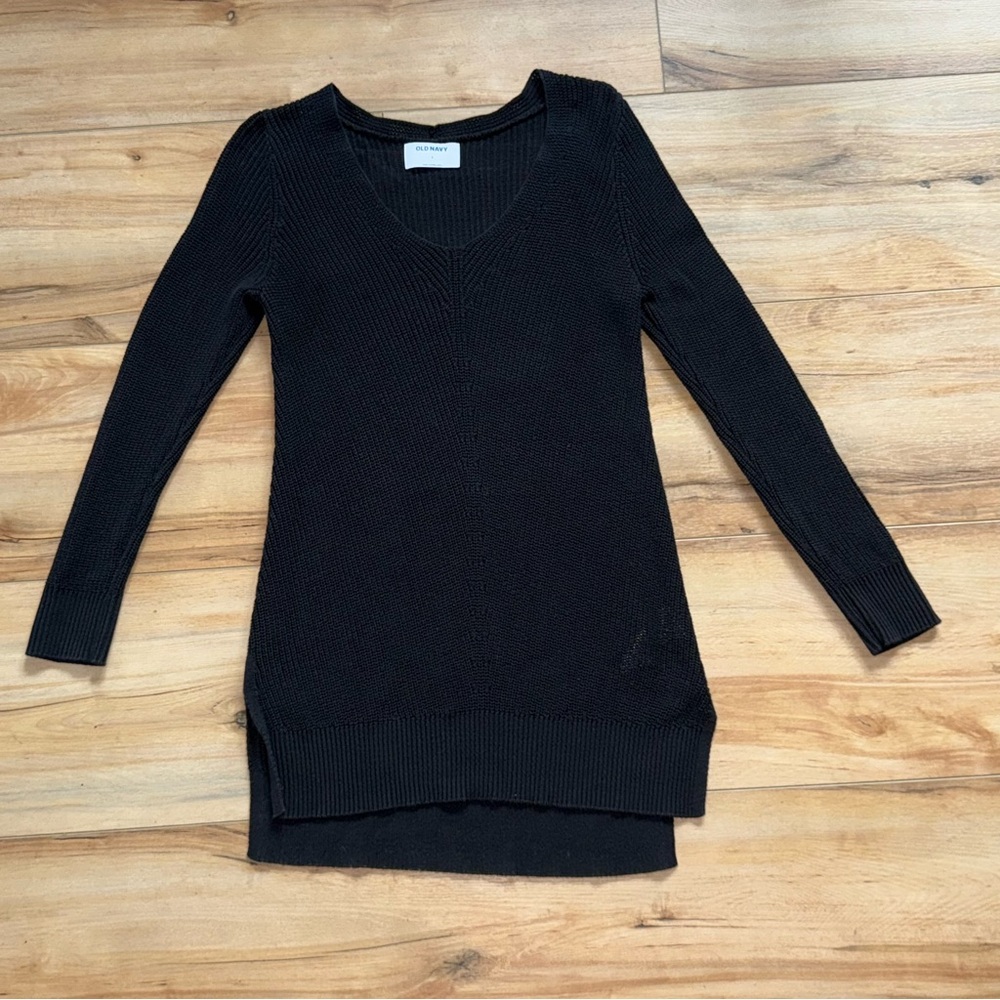 Old Navy Black V-Neck Women’s Sweater Black Old Navy Small Loose Fitting Knit